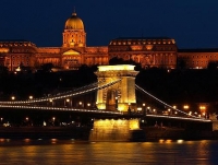 Budapest bei Tag und Nacht